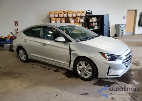 2020 Hyundai Elantra Sel z USA, uszkodzony, nr VIN 5NPD84LF8LH507012